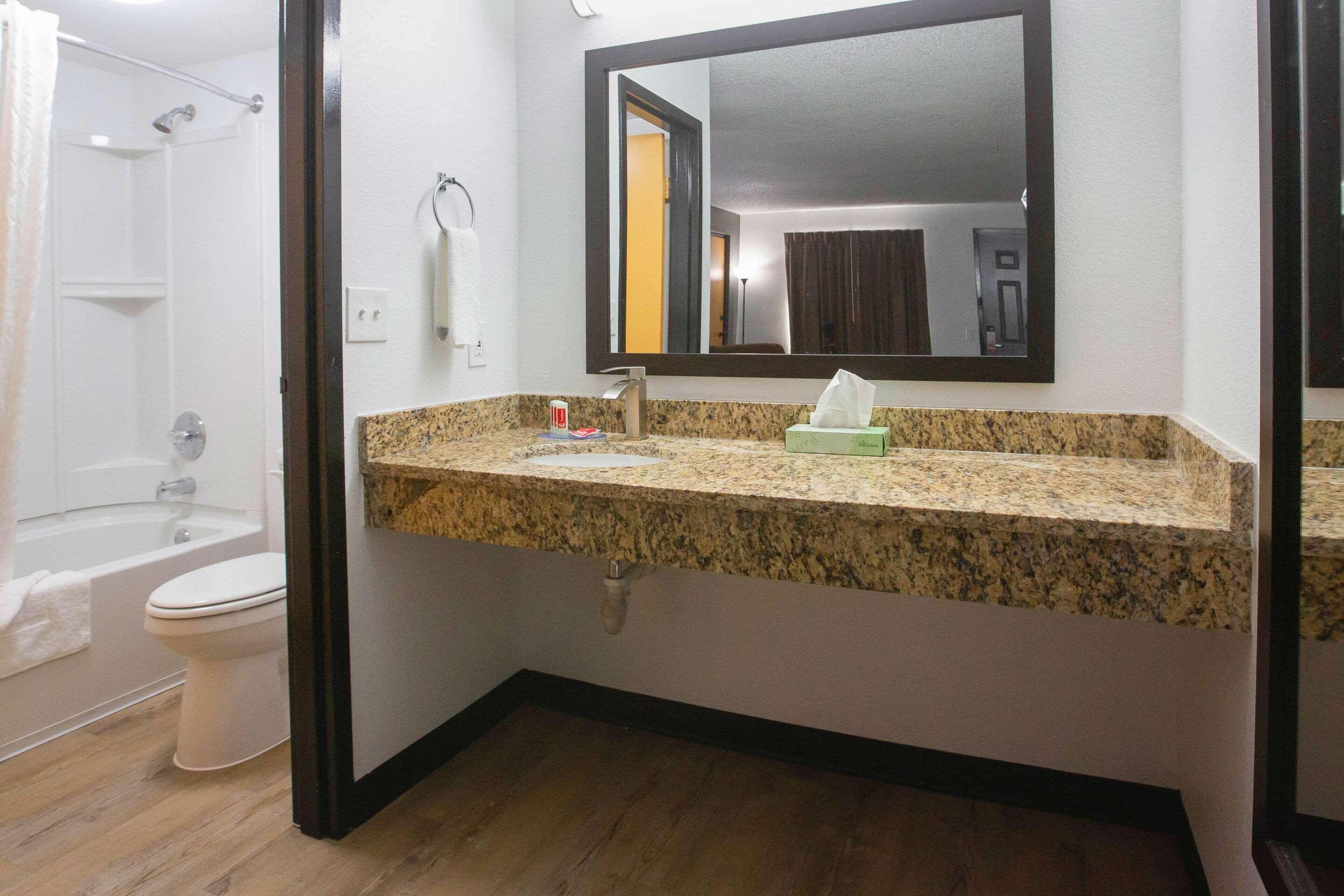 Econo Lodge Lithonia Extérieur photo