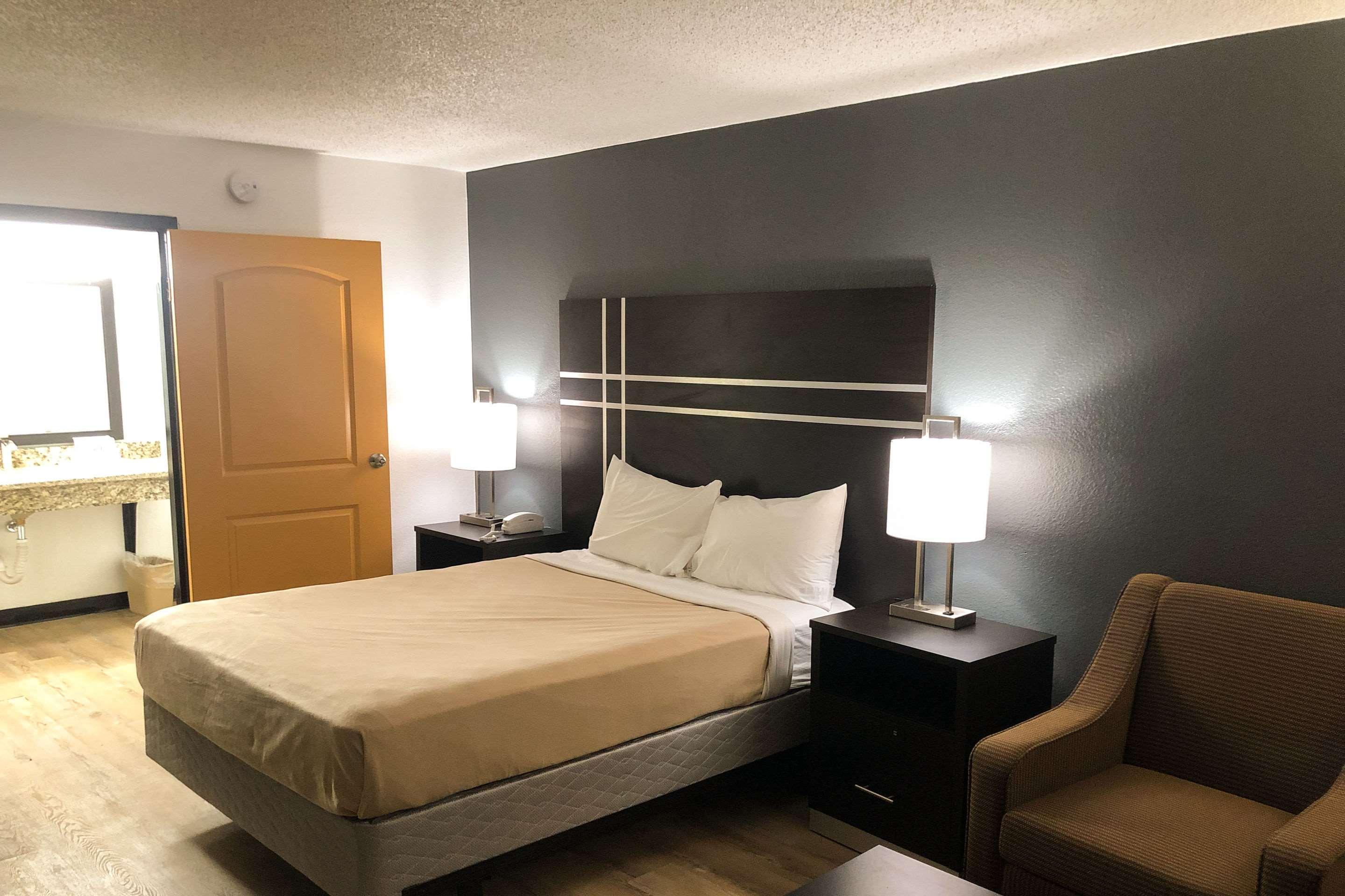 Econo Lodge Lithonia Extérieur photo